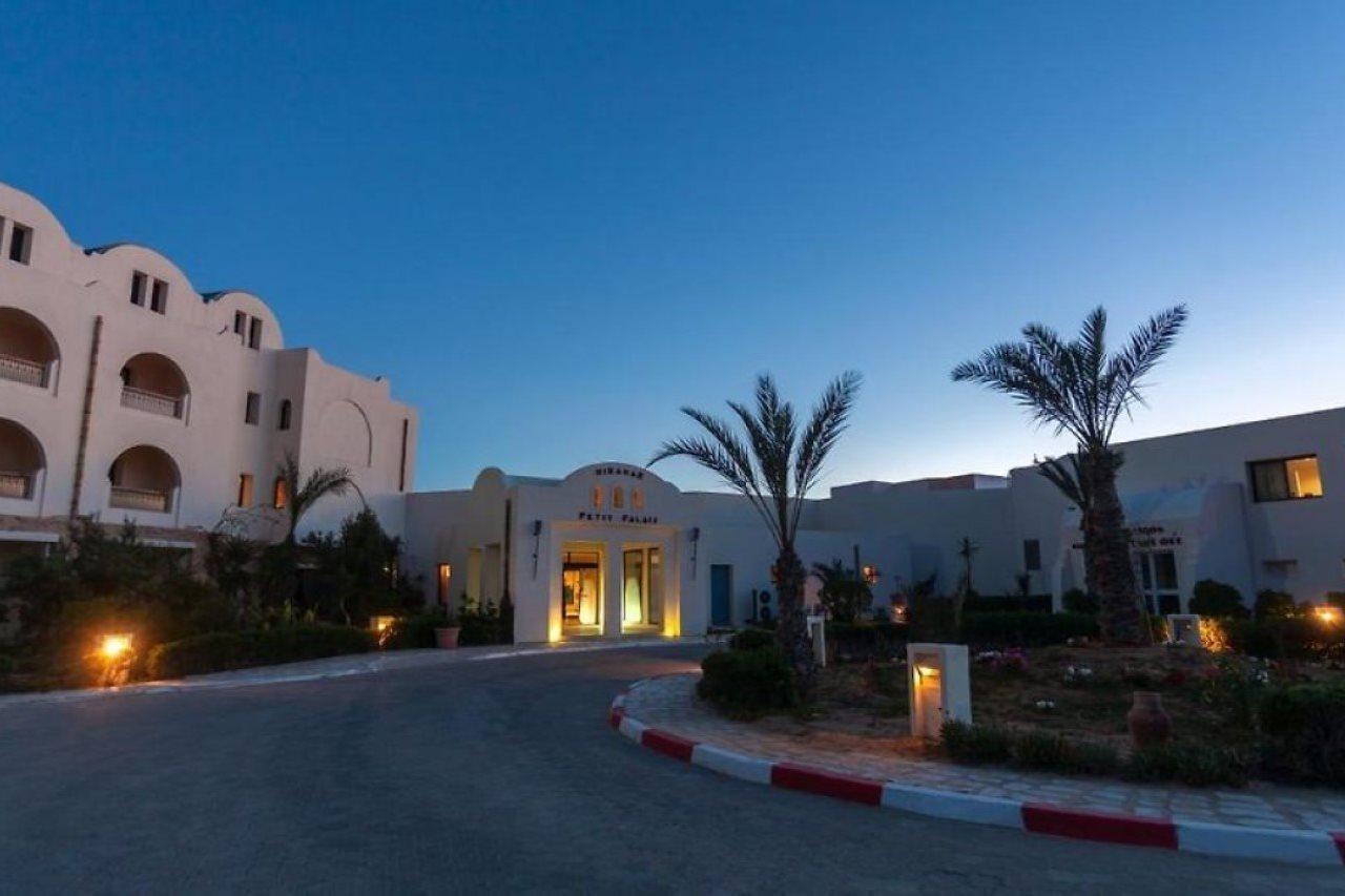 Le Petit Palais & Spa Hotel Mezraia Exterior photo